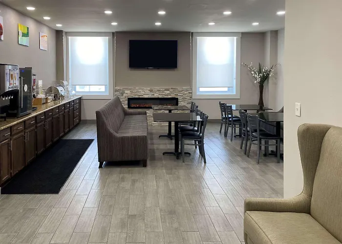 Quality Inn & Suites Kansas City Downtown