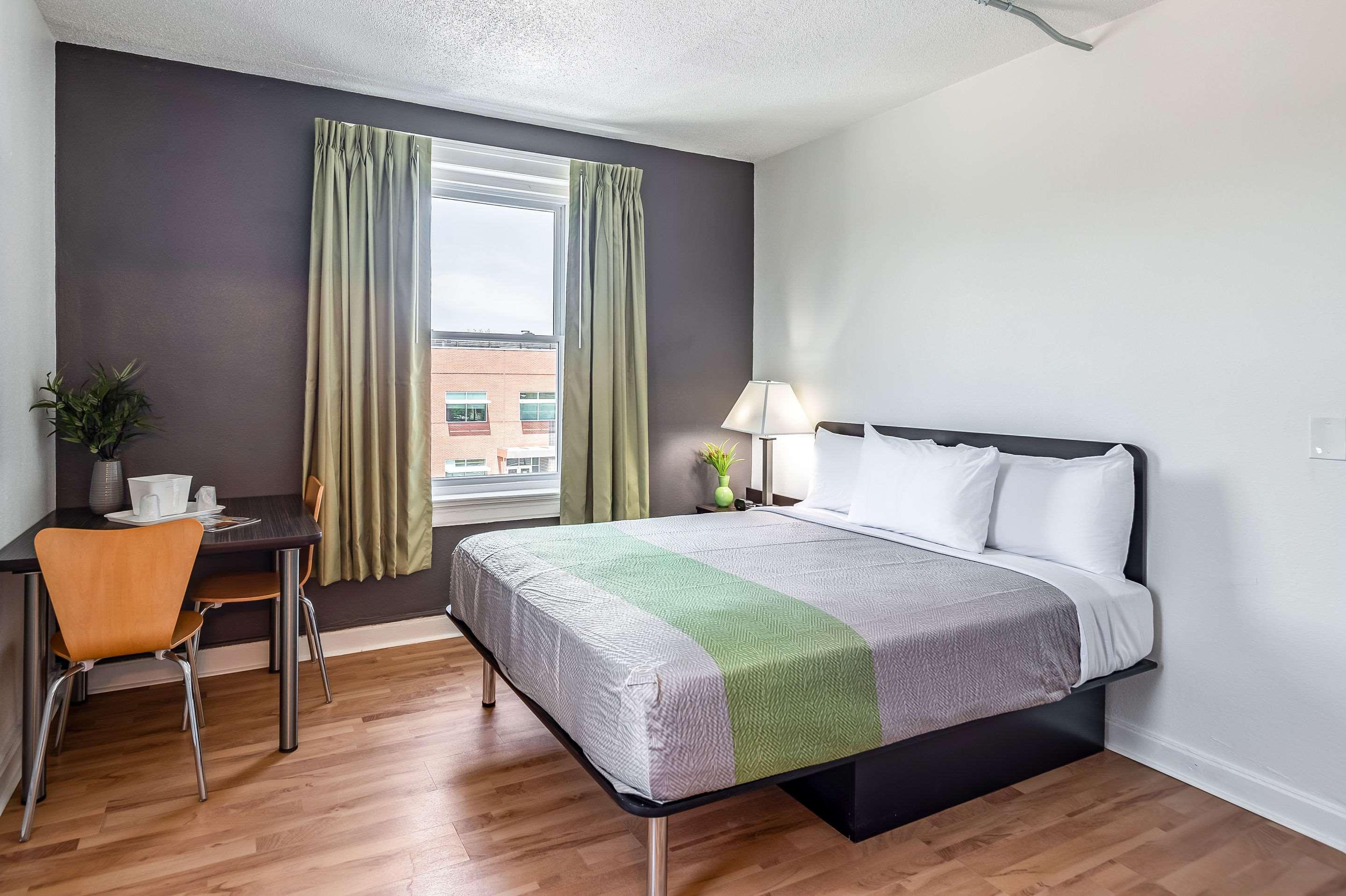 Quality & Kansas Downtown Hotel Kansas City